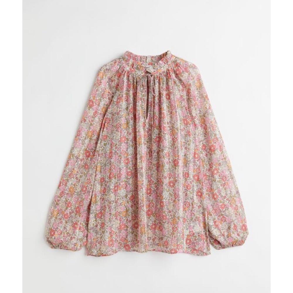 H&M Women’s Tie-neck blouse Sz. M floral fairy